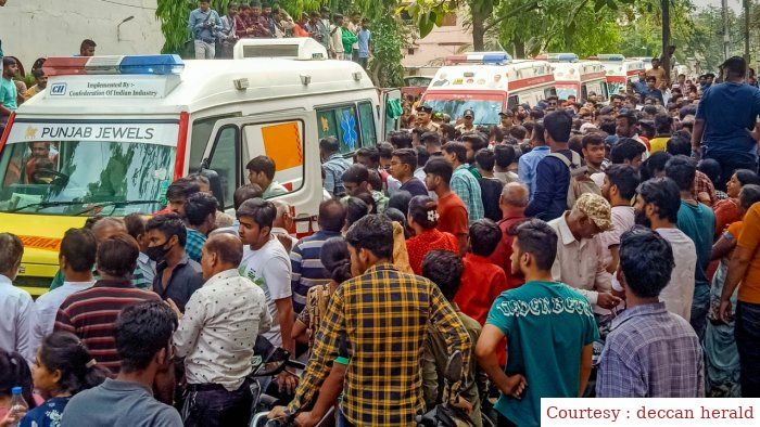 35 people die after stepwell collapses in Indore