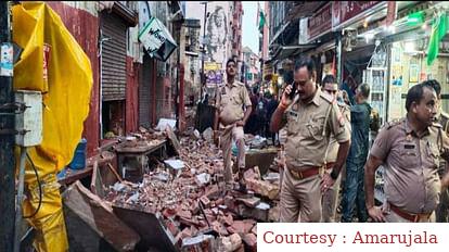 वृंदावन में बांके बिहारी मंदिर के पास बिल्डिंग गिरने से 5  की मौत