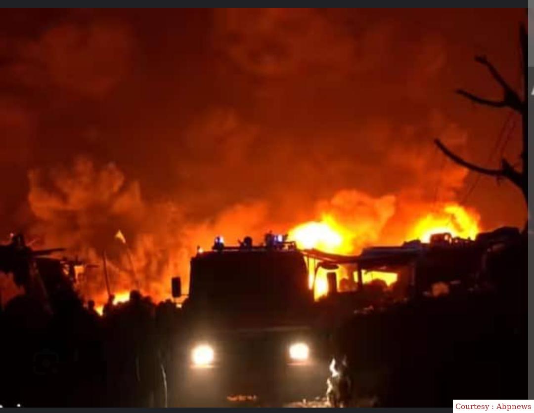 6 people injured in building fire in Delhi