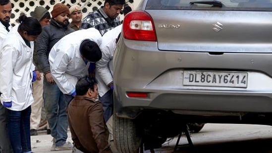 Kanjhawala accident: 10 police cars and patrolling units could not trace Baleno car