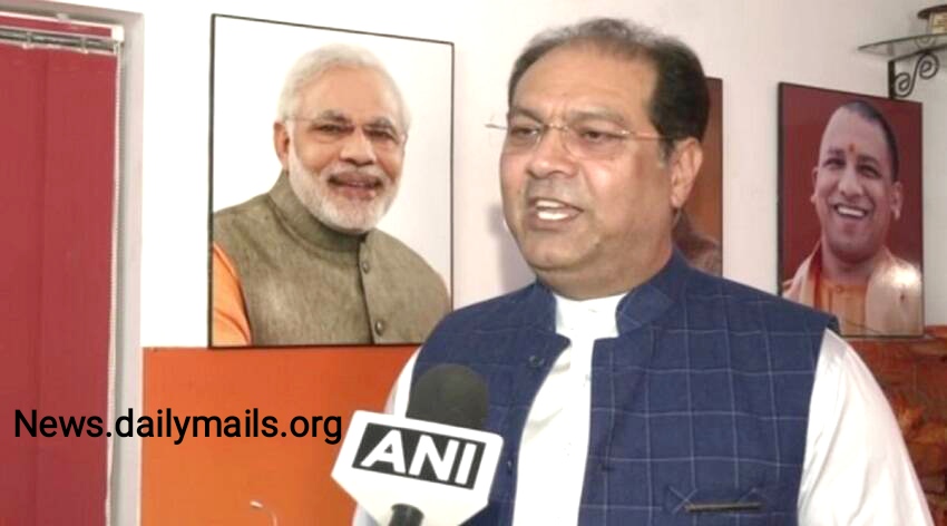 SP leader big question to UP Haj Committee President Mohsin Raza