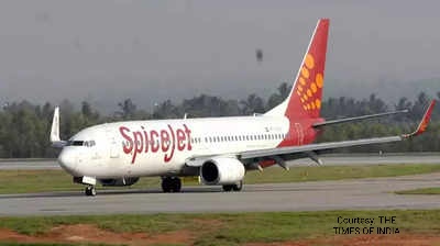 Spice jets passengers, smoke in the cabin caused chaos