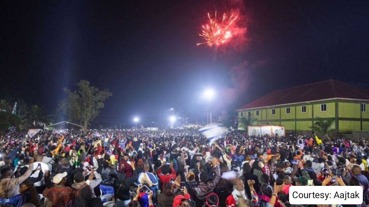 Stampede during New Year celebrations, 9 people died.