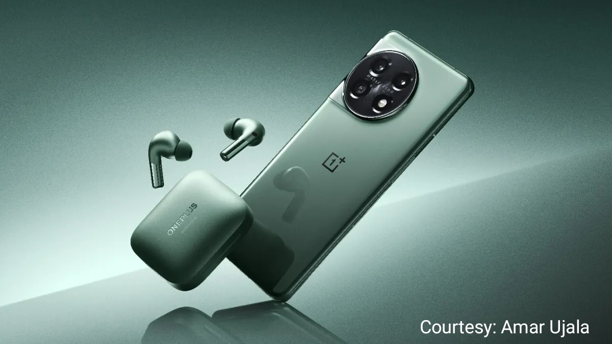 Launched OnePlus 11 smartphone.