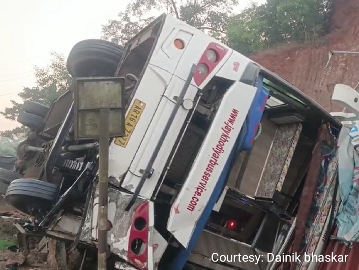 Private bus, 13 people killed and 23 injured in Kanakavali.