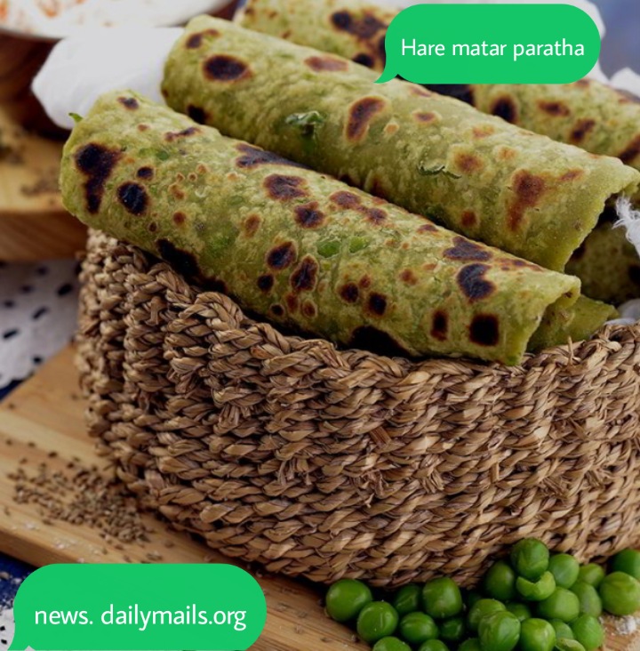 Hare matar paratha