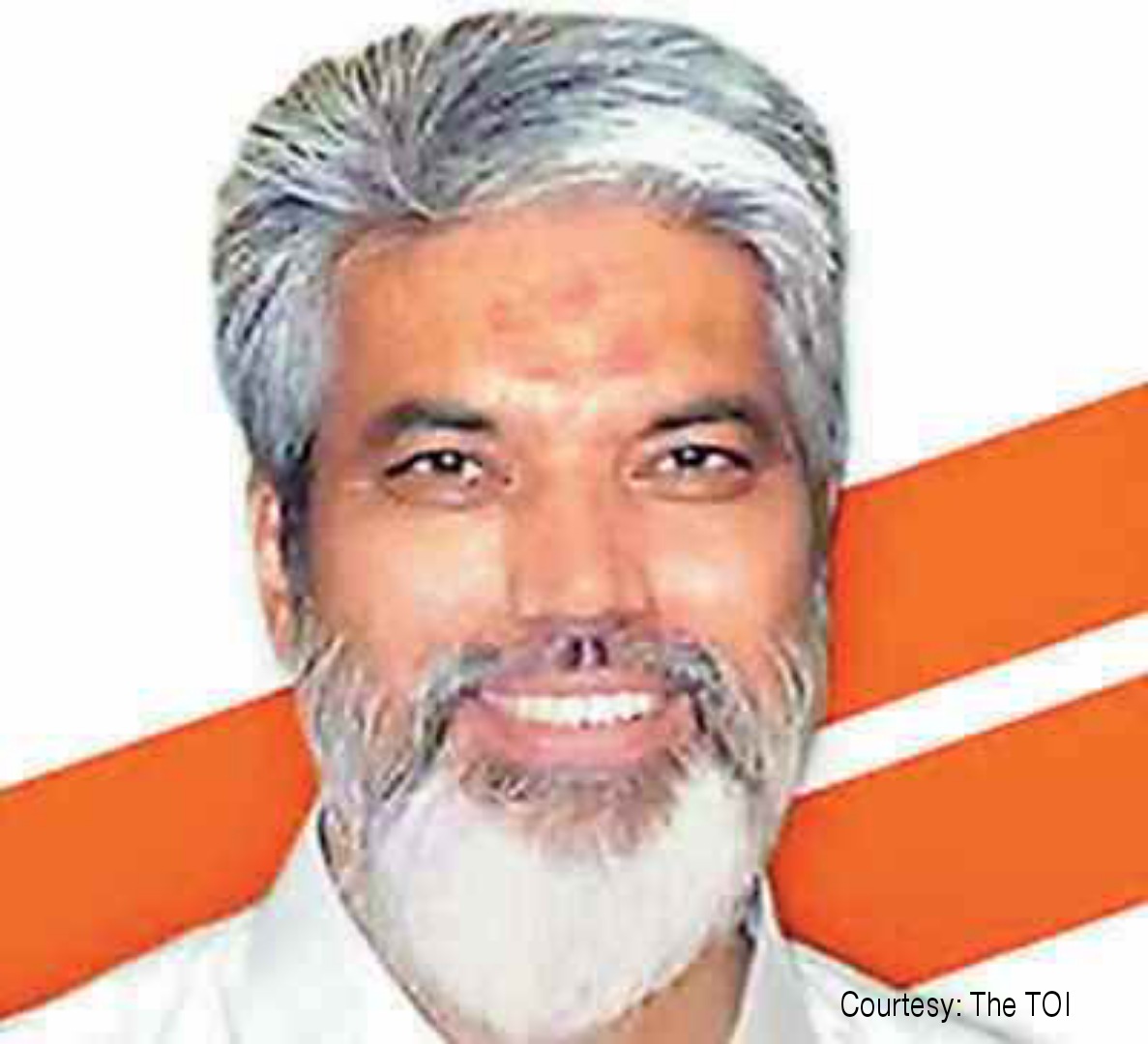 Dada Bhuse, a heavyweight from the North Maharashtra Sena, has arrived in Guwahati.