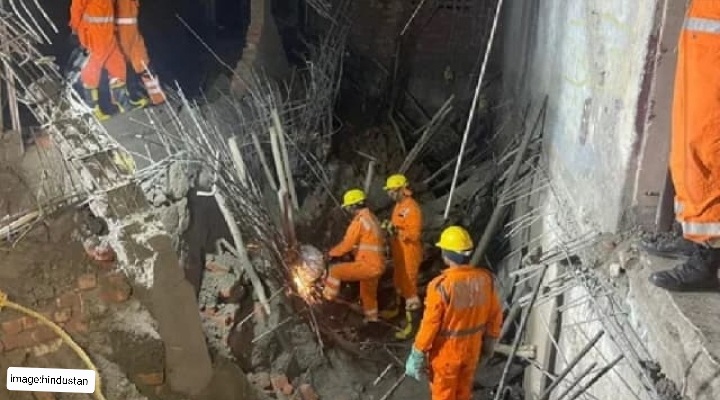 निर्माणाधीन इमारत गिरी रेस्क्यू जारी।
