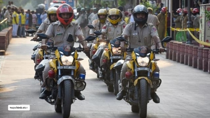 दिल्ली: पुलिस स्पेशल सेल को मिली बड़ी कामयाबी।