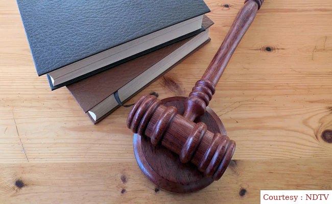 Allahabad High Court asks for an explanation from Railway over inconvenience caused to Justice