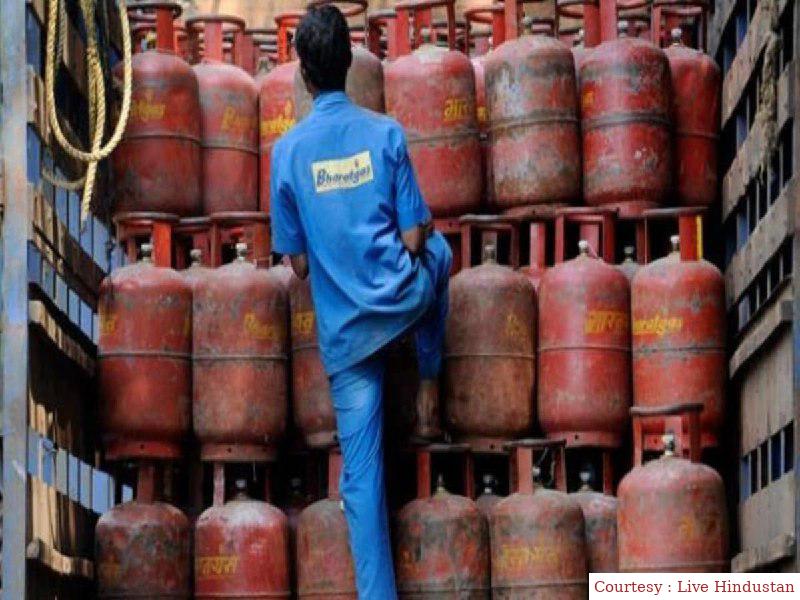 चुनाव खत्म होते ही बदले सरकार के रंग, एलपीजी सिलेंडर हुआ महंगा।