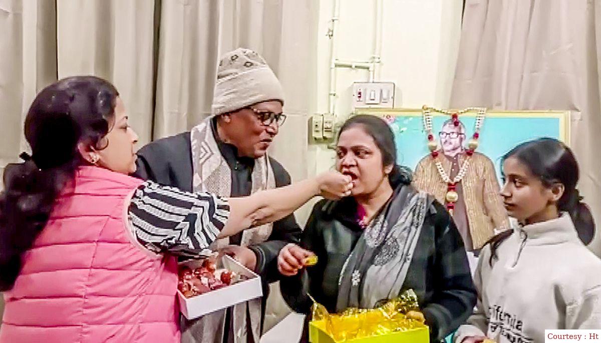 Bihar Grand Alliance Disagrees on Giving Bharat Ratna to Karpoori Thakur