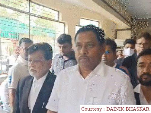 BJP MP imprisoned for 2 years for assaulting a torrent officer.