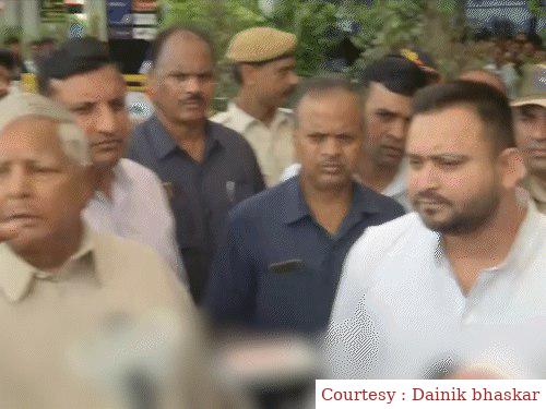 लालू के खिलाफ लैंड फॉर जॉब्स मामले में चलेगा केस, केंद्र सरकार से CBI को मिली मंजूरी।