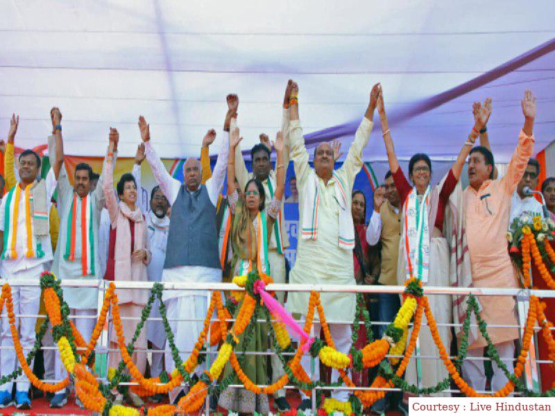 हजारों करोड़ रुपए के कर्ज तले दबा है छत्तीसगढ़, हर साल चुकाना पड़ता है 6 हजार करोड़ रुपए का ब्याज।