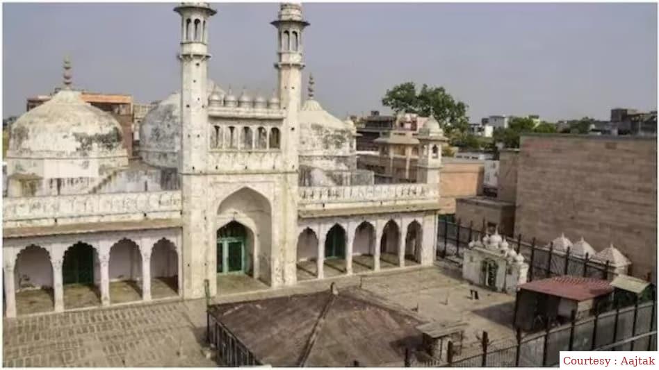 ज्ञानवापी सर्वे रिपोर्ट में मंदिर प्रमाण मिलने का दावा।