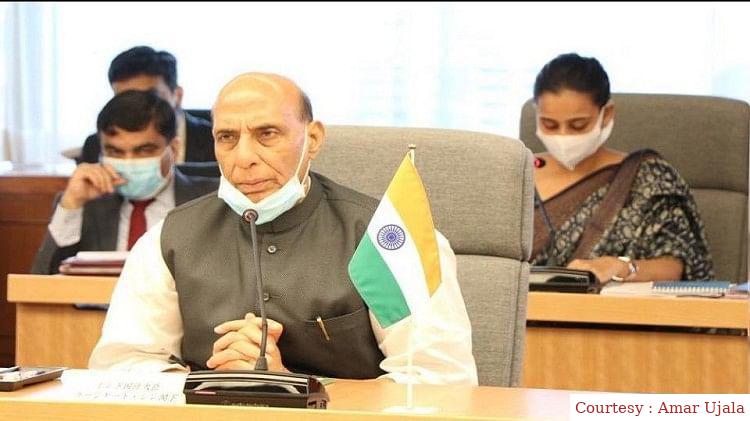 कोरोना संक्रमित पाए गए रक्षा मंत्री।