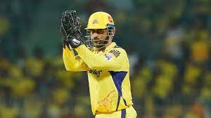 CSK CEO broke his silence on MSD's knee injury at IPL 2023