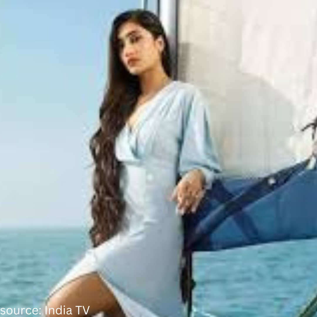Dhanashree, shared many fabulous beach photos 