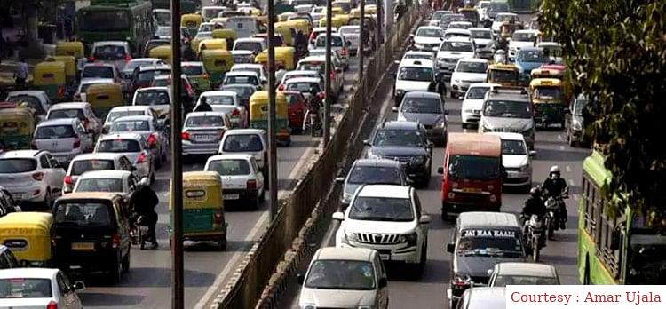 Diesel and petrol engine vehicles will be banned.