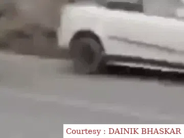 Due to the break failure, the trolley kuchali 4 vehicles, the painful death of the people on the spot.