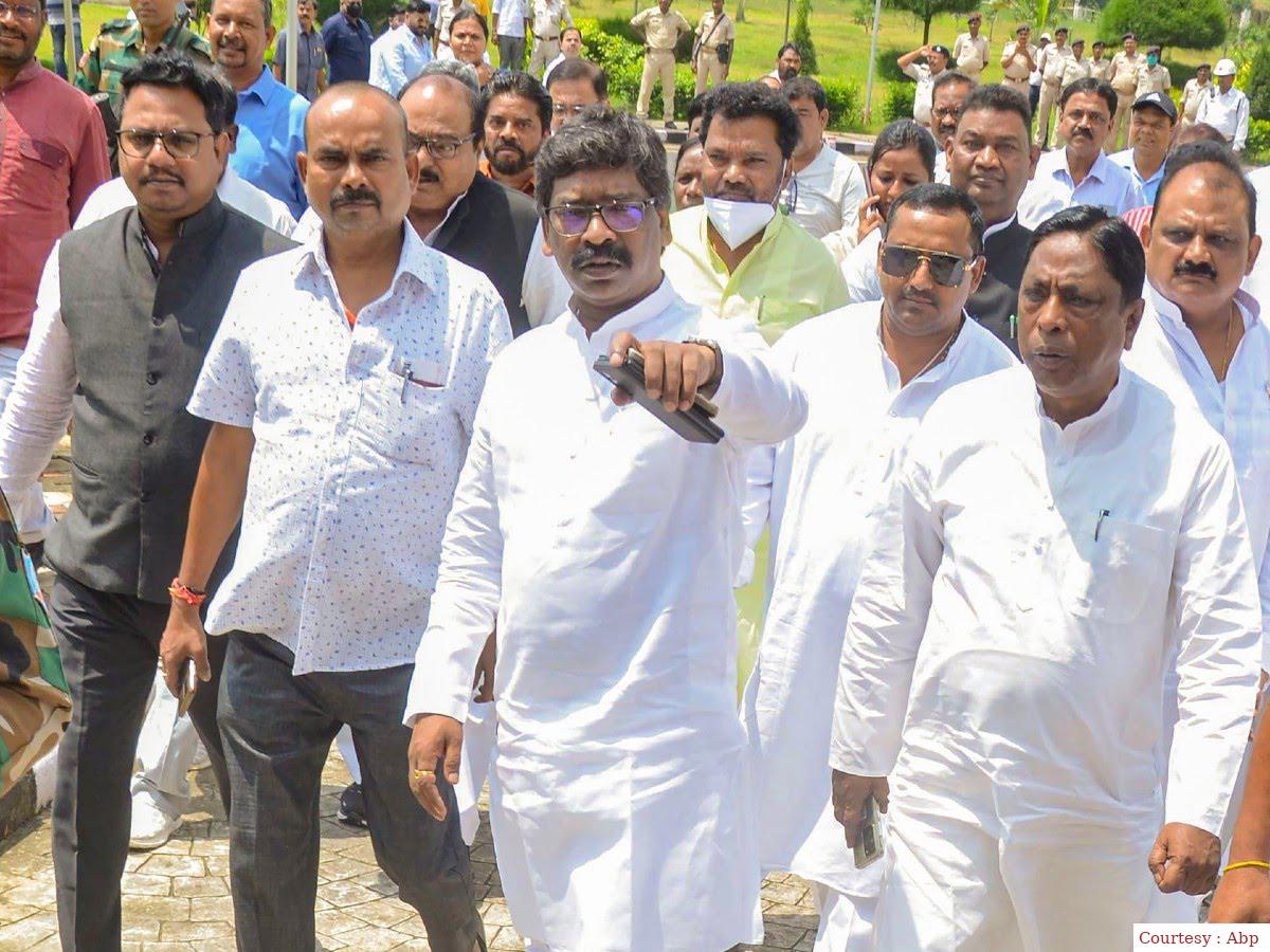 ED sent summons to Hemant Soren for questioning in the land scam.