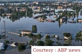 बांध ढहने के बाद दक्षिणी यूक्रेन में आपातकालीन स्थिति।