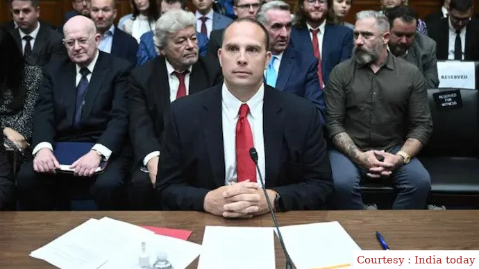 Ex US official says govt has  UFOs and non-human bodies