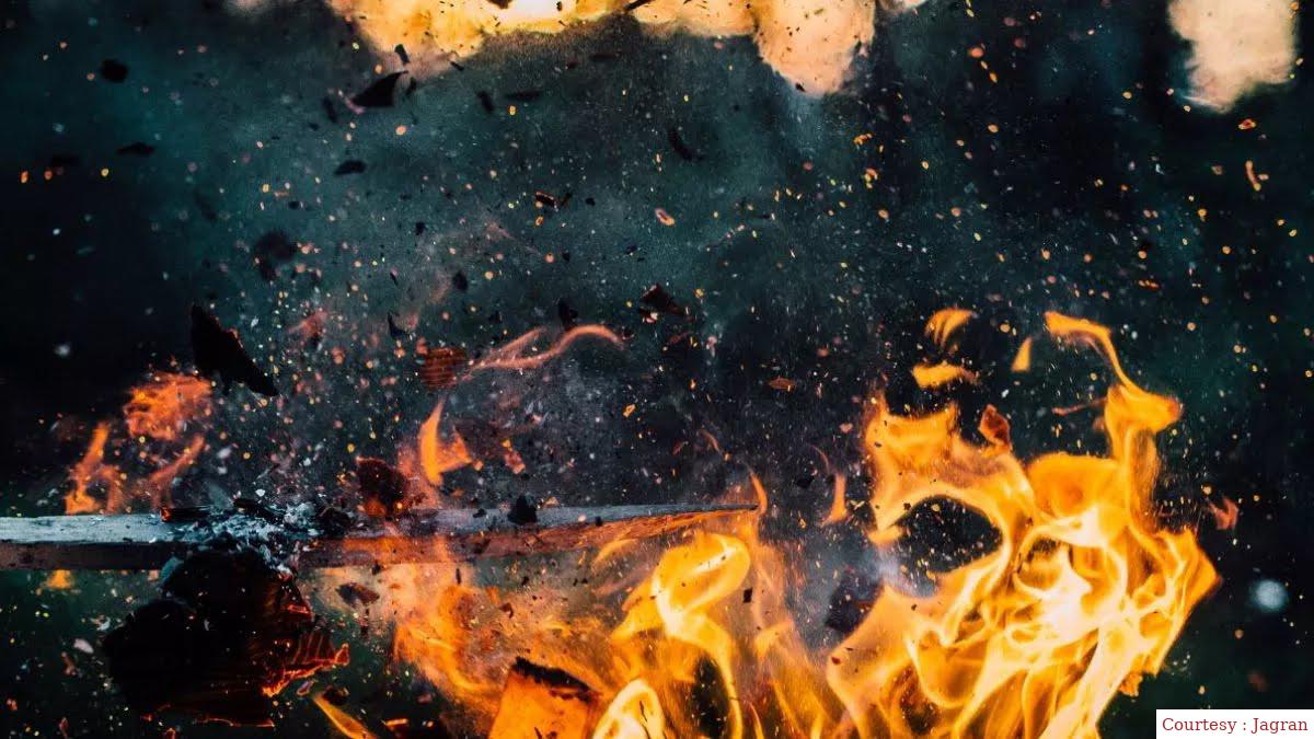 थाईलैंड में पटाखा फैक्ट्री में धमाका, 15 लोगों की मौत।