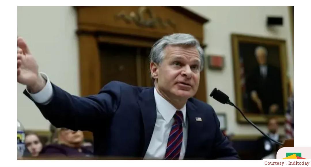 12 साल बाद भारत आए FBI डायरेक्टर।