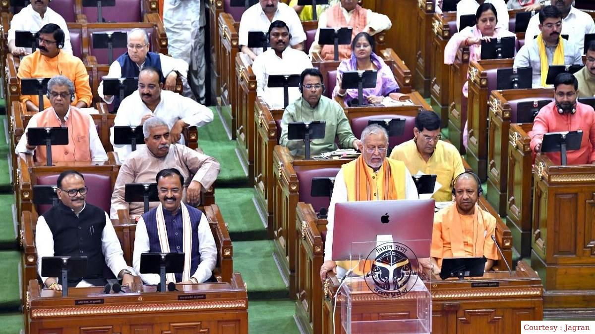 Finance Minister Suresh Khanna will present the budget today, CM Yogi also present