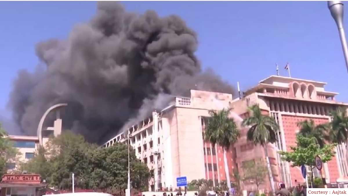 Fire in Madhya Pradesh Ministry