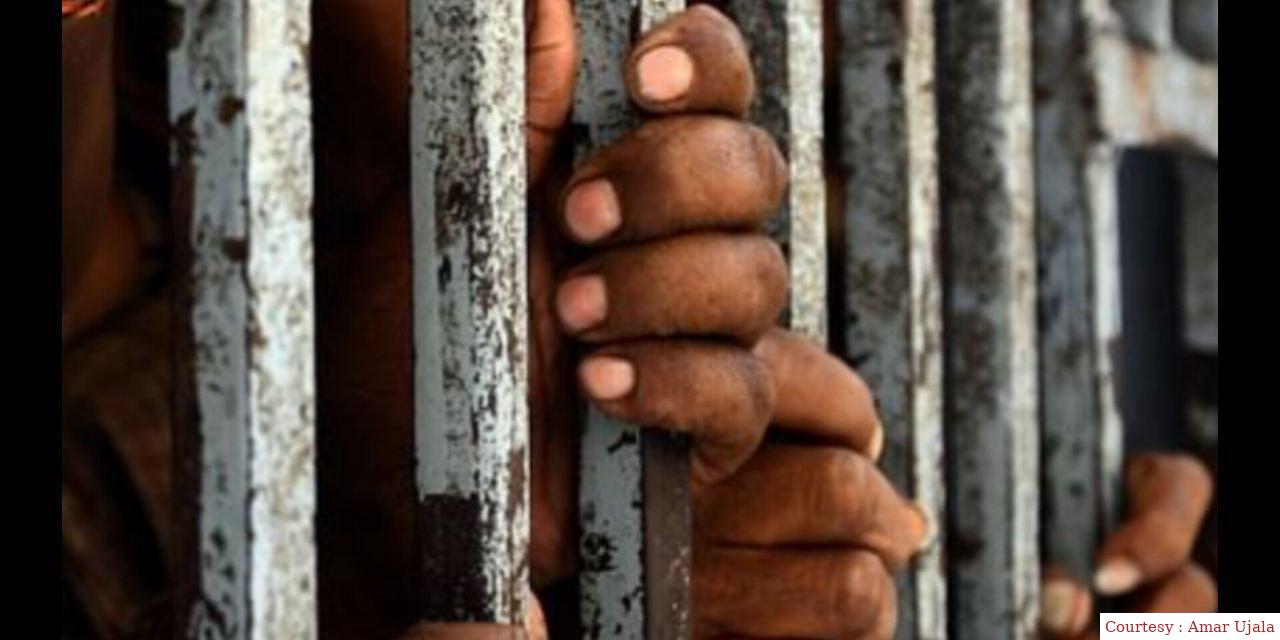 विदेशियों को भेजा गया मटिया ट्रांजिट कैंप में।