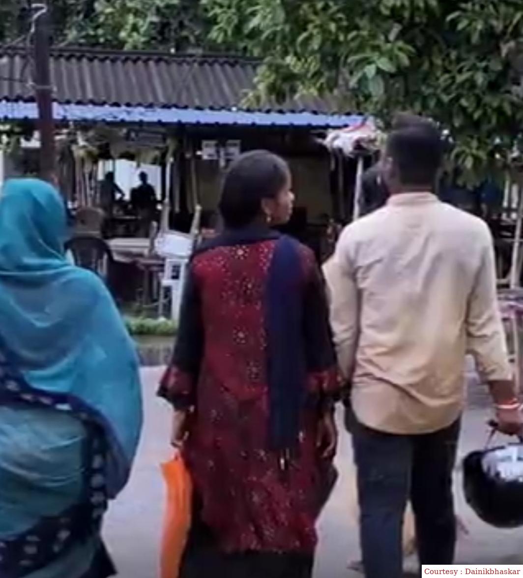 Girlfriend absconding with love love on Insta. Marriage in Haryana, arrested from Ballia.