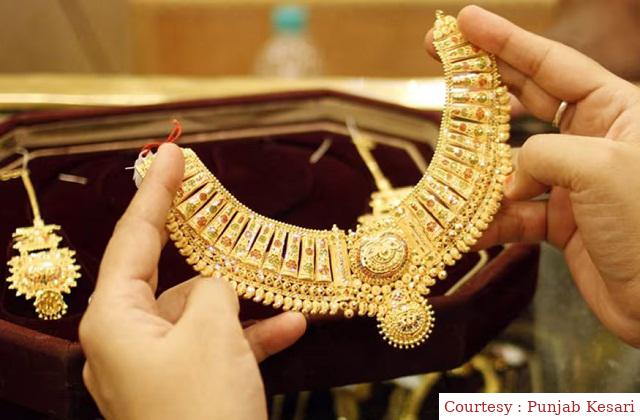 Gold can give 19% returns in a year