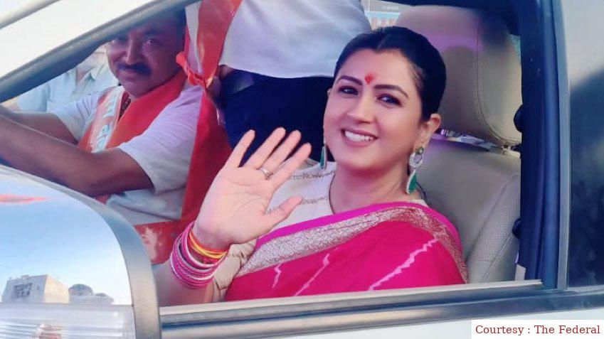 राइट विंग एक्टिविस्ट को गुजरात पुलिस ने किया गिरफ्तार