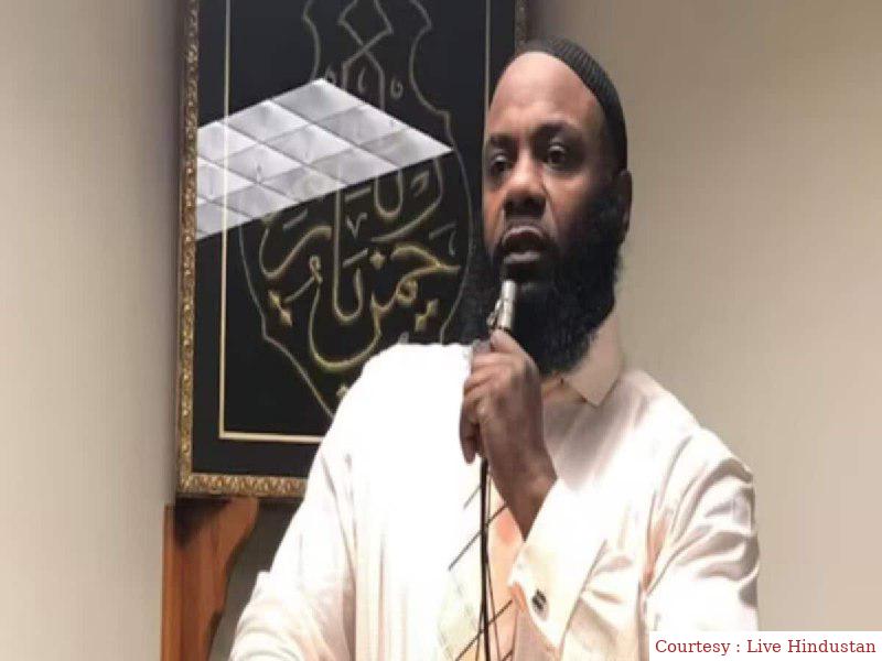 Hattle violence against Muslims, Imam shot and killed outside a mosque in America.