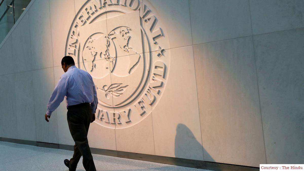 IMF asks for extra time to seal the deal of $1.1 billion for Pakistan