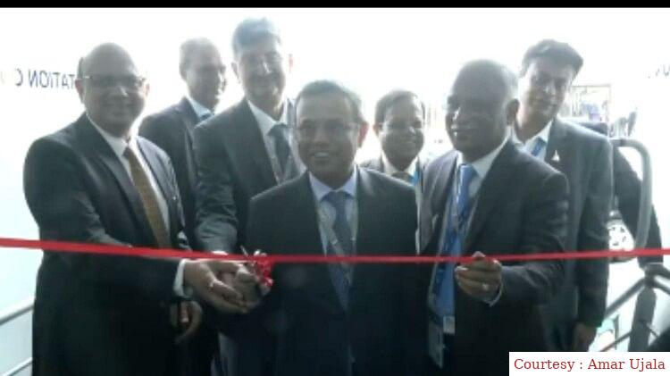 फ्रांस में हिंदुस्तान एयरोनॉटिक्स लिमिटेड पवेलियन का उद्घाटन।