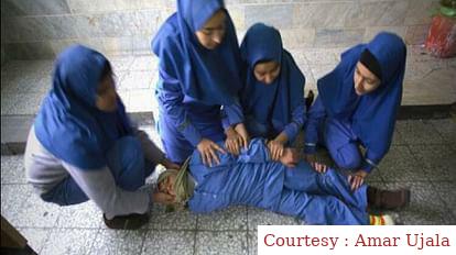 Increasing cases of poisoning school girl students.