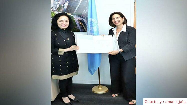 India gave 8.3 crore rupees in the United Nations to promote Hindi language.