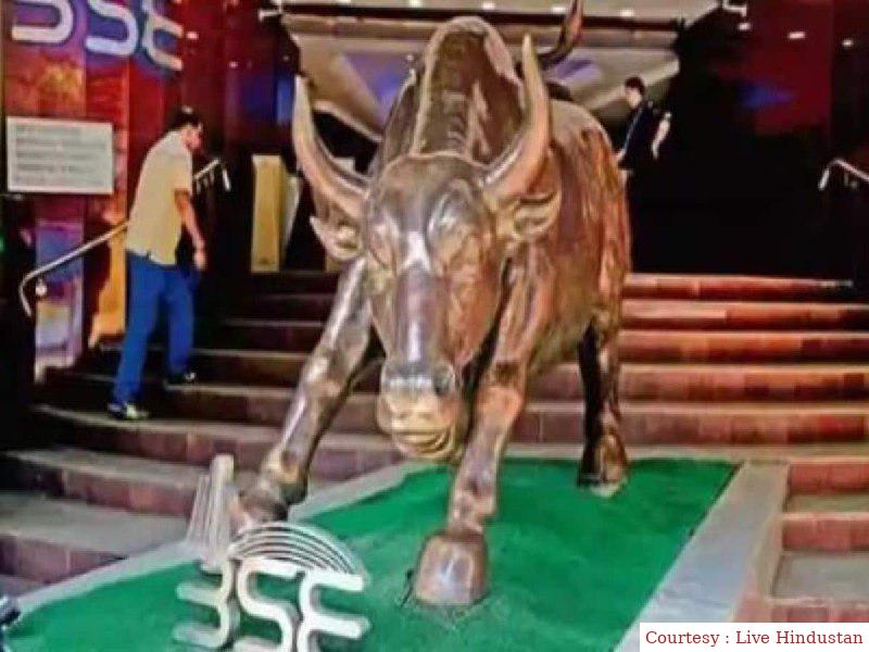 Indian stock market reached 4 trillion dollars for the first time.