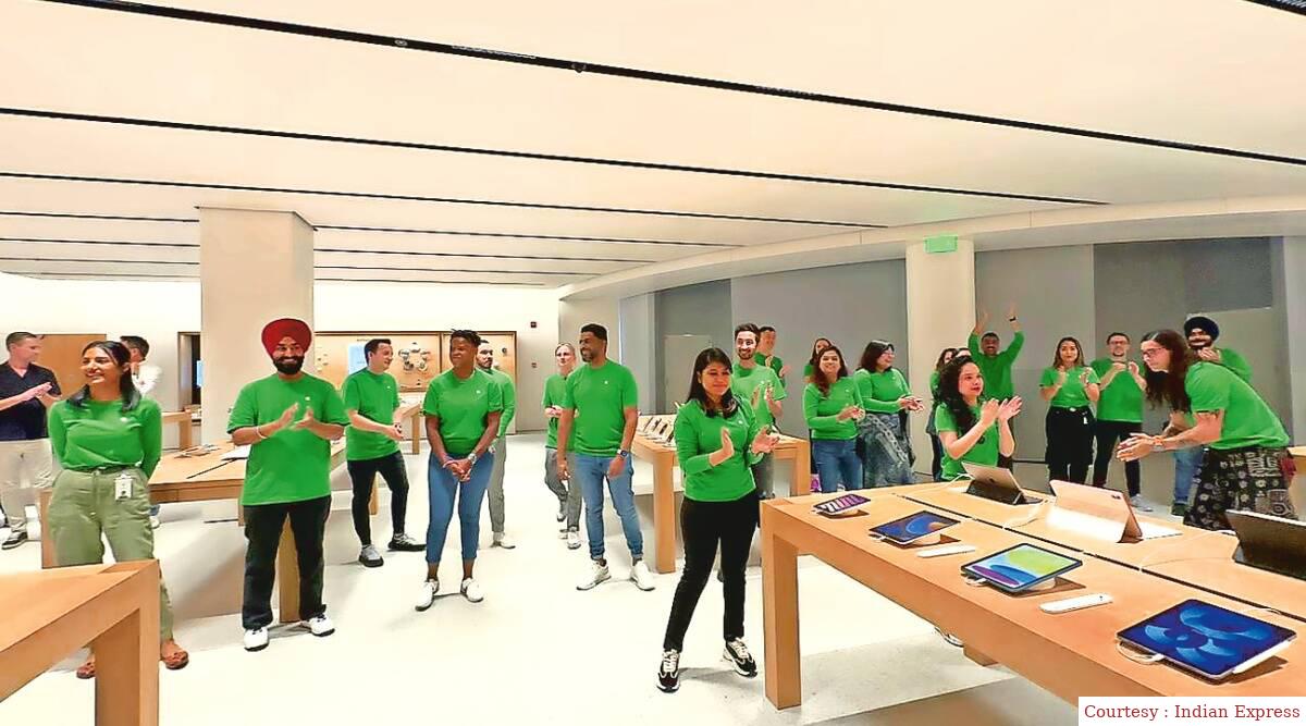 India’s 2nd Apple store now opening in Delhi’s Saket today