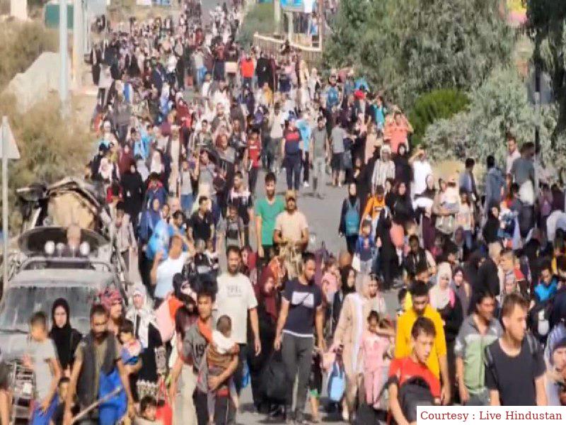 Israeli gave 15000 Palestinians 4 hours to reach South Gaza.