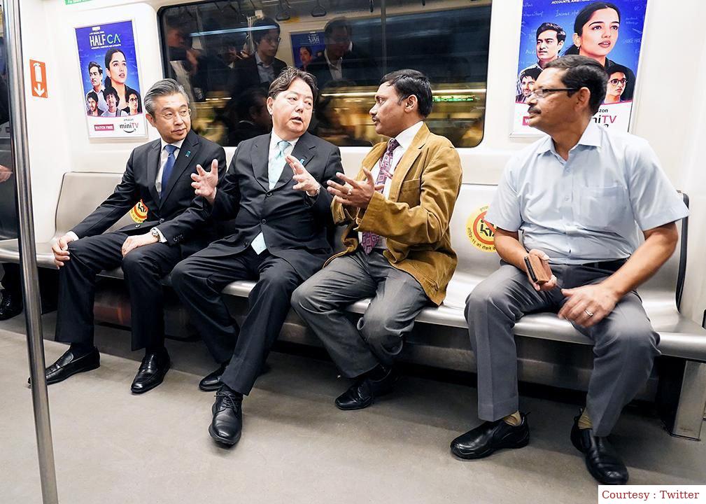 Japanese Foreign Minister examples of increasing relations with India, declared tourism year 2023!