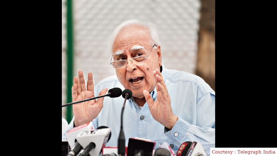 Kabil Sibal and Supreme Court judge raise questions on Atiq Ahmed and his brother killings