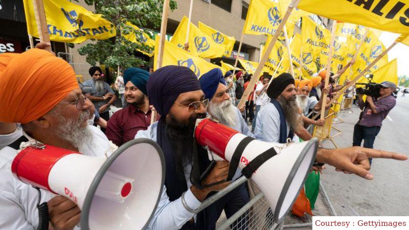 Khalistani supporters clash in America
