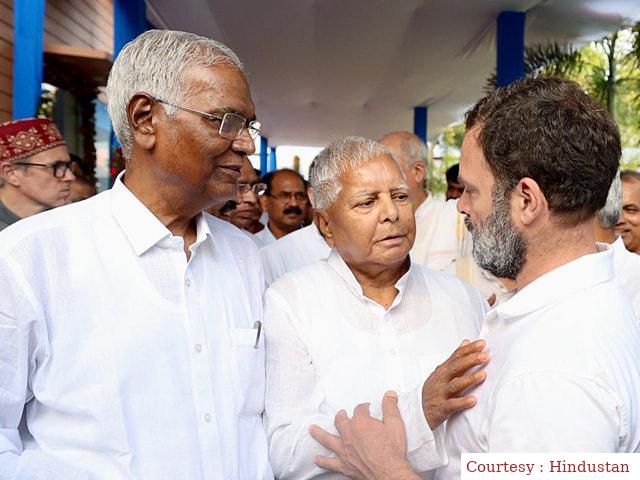 Lalu Yadav supported Mamata Banerjee at the meeting of opposition unity in Bengaluru