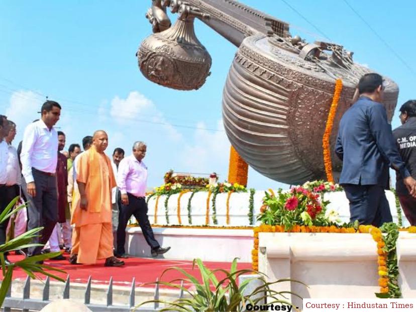 Lata Mangeshkar becomes a center of attraction in Ayodhya