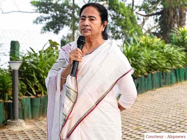 ममता बैनर्जी ने मोदी से मांगा मिलने का समय, दिसंबर में जायेंगी दिल्ली।